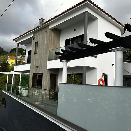 Vakantiehuis Maison Du Soleil Arco da Calheta (Madeira)